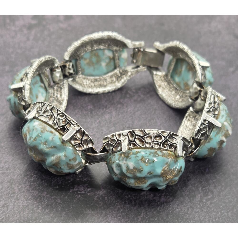 Vintage Tara Fifth Avenue Turquoise Lava Stone 6 Link Bracelet